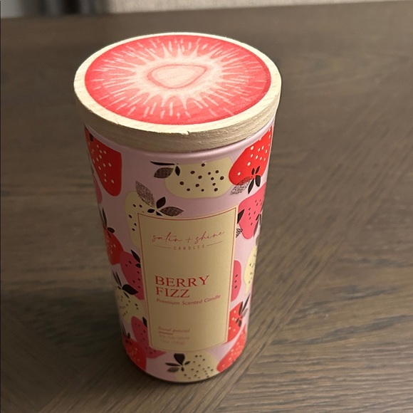 Satin & Shine Other - Berry Fizz Decorative Candle